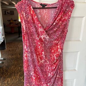 Pink dress in great condition in size medium